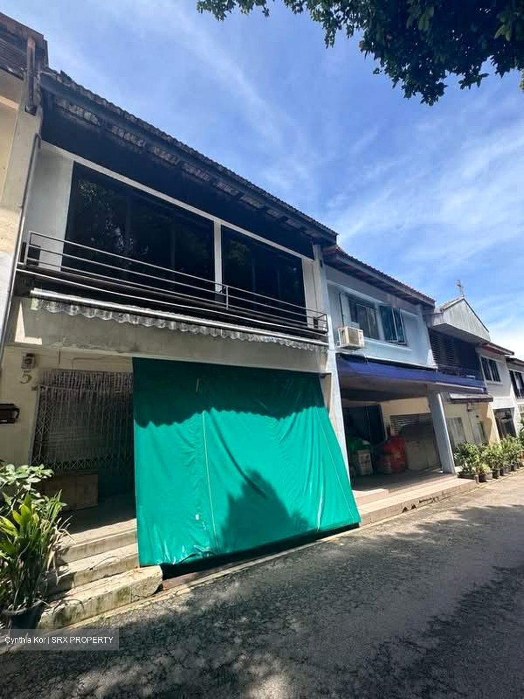Teachers' Housing Estate (D26), Shop House #559675911
